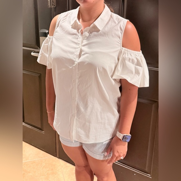 Antonio Melani white cold shoulder shirt puffy sleeves size M - Picture 2 of 8